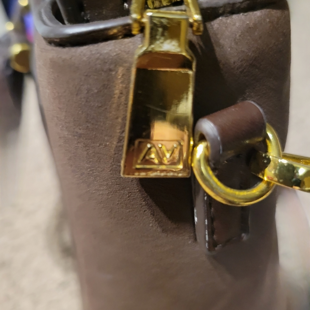 ADRIENNE VITTADINI SHOULDER PURSE BROWN LEATHER - Picture 13 of 14